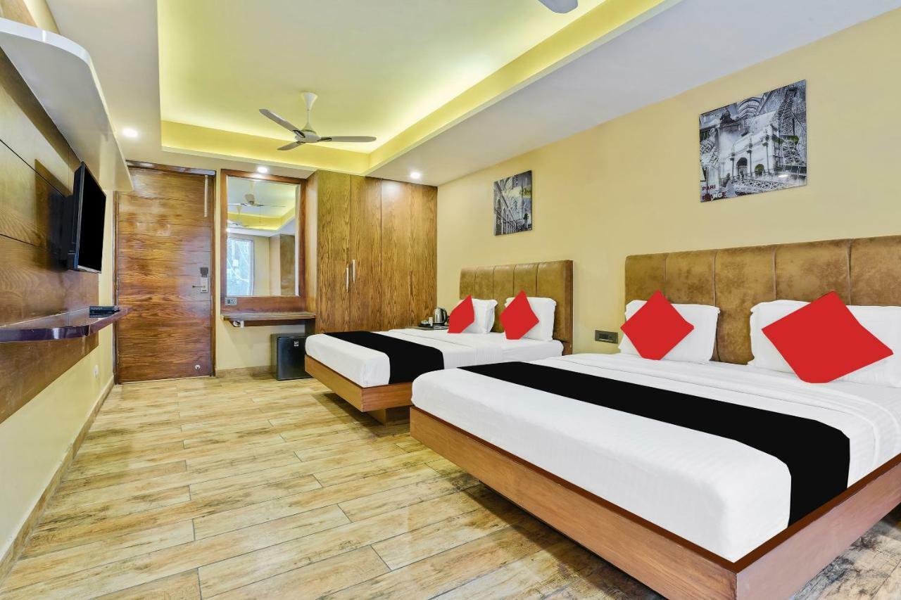Hotel Nitya Maharani Нью-Дели Экстерьер фото